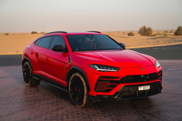 LAMBORGHINI Urus 2020 | Red