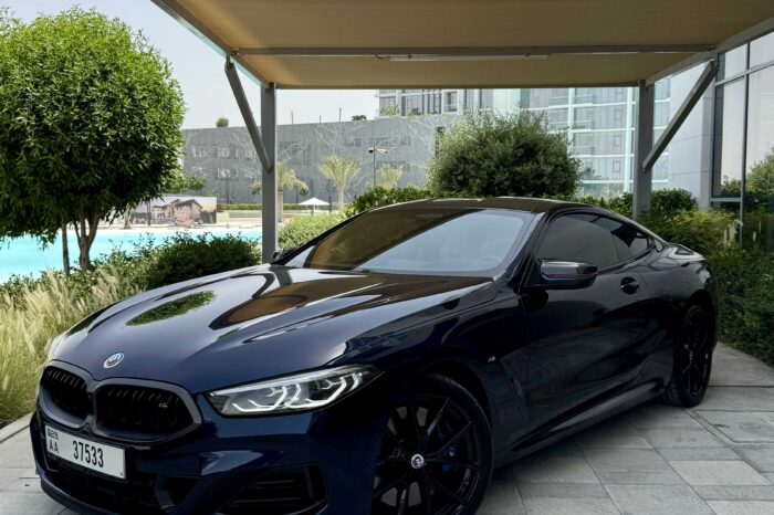 BMW Mi8 2023 | Dark Blue