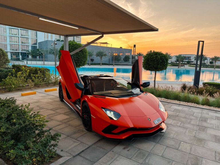 lamborgini aventador for rent in Dubai